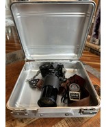 Nikon FM 35mm Film SLR Camera Black Body Vivitar Series 1 70-210mm F/3.5... - $203.26 CAD