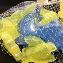 Parrothead Reusable ice cubes Shark fin - £4.73 GBP