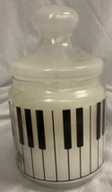 Albert Elovitz Inc Piano Jar Candle Vanilla Scent - £8.79 GBP