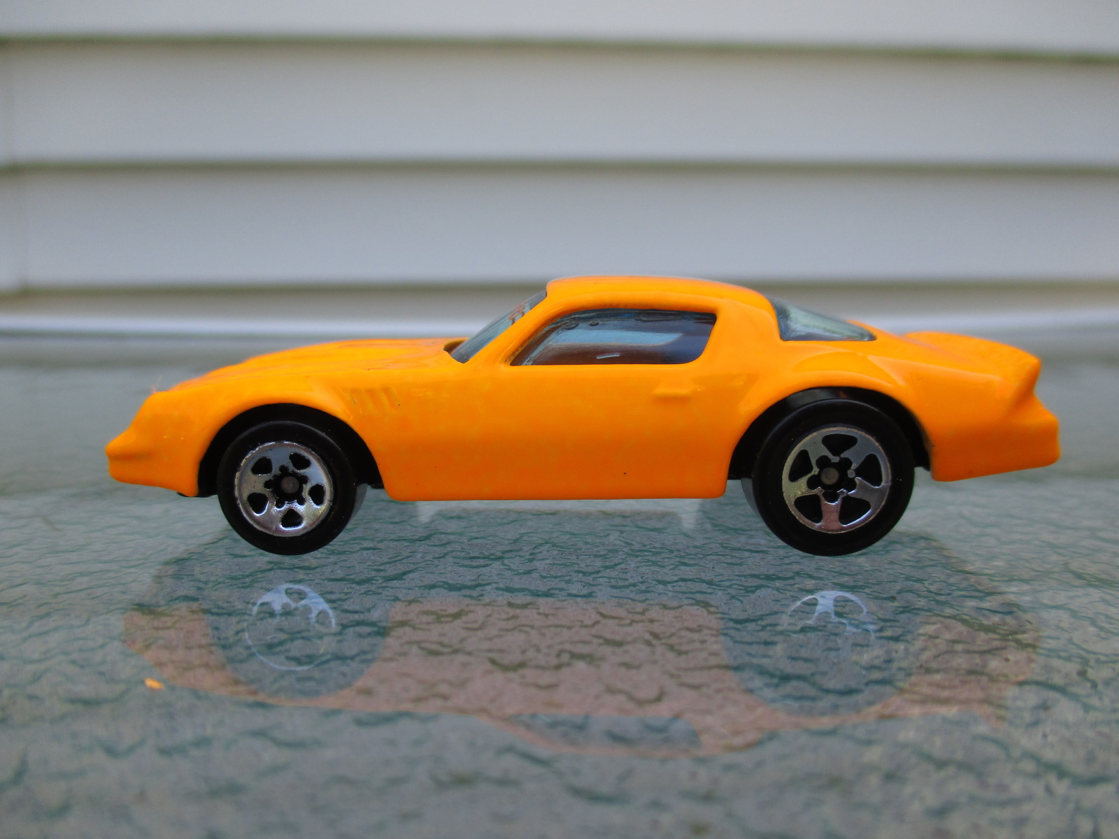 Hot Wheels, Camaro Z-28, Neon Orange only in 5 Pack, Never in a BP - $4.00