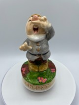 Vintage Walt Disney Snow White Sneezy Schmid Rotating Music Box Figurine Statue - £18.91 GBP