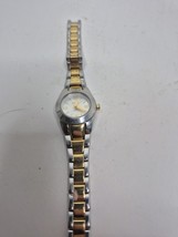 Ladies RELIC Two-Tone Classic Dress/Casual Bracelet Watch, 22mm, Quartz ... - $232.24 MXN