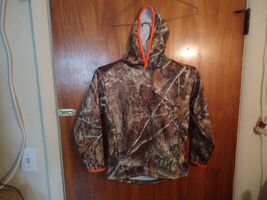 Realtree Size S Pullover Long Sleeve Camo Hoodie / Top " Great Item " - $24.99
