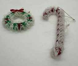Two Handmade Vintage Bead Lace Christmas Ornaments Wreath &amp; Candy Cane - $162.16 MXN