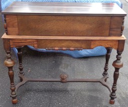 Amazing Antique Spinet Desk – Lockable – Gorgeous Wood Grain –Fabulous Condition - £474.80 GBP