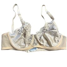 Vintage Chantilly By Maidenform Lace &amp; Satin Underwire Bra 34C Beige - $37.52 CAD