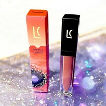 LUCKY CHICK Hydrating Lip Gloss in PARADISE 0.19 oz Brand NEW IN BOX - $271.46 MXN