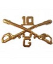 ARMY 10TH CAVALRY G TROOP CROSSED SABERS GOLD PIN - $18.99