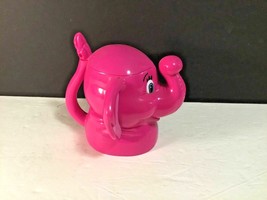 Ringling Bros Barnum Bailey Flip Top Cup Mug Pink Elephant Plastic - £8.52 GBP