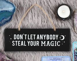 Don&#39;t Let Anybody Steal Your Magic With Crescent Moon And Stars Wall Sig... - €12,96 EUR