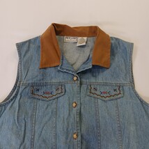 New Look RN#82127 Women's Blue Full Button Sleeveless Vest Size Large image 13