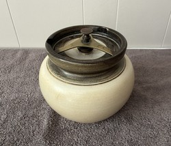 Vintage Aonian Pottery Tobacco Jar Bean Pot Humidor England - $32.00