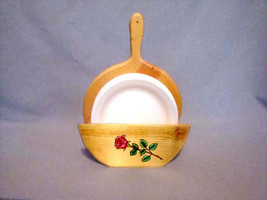 Red Rose Paper Plate Holder, Space Saving Wooden Paper Plate Holder - £30.26 GBP