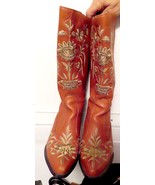 Women&#39;s  Embroidered western style boots. Size 8.5.  Dressy / Casual. - £62.85 GBP