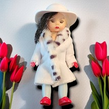 Madame Alexander Wendy Doll CRUELLA DE VIL Disney 2004 McDonald&#39;s 101 Da... - $5.40