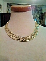 VINTAGE GOLDEN CHOKER NECKLACE FILIGREE CURVED LINKS + MATCHING EARRINGS - £28.30 GBP
