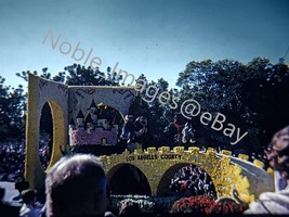 1961 Rose Parade Los Angeles County Float Pasadena CA Kodachrome 35mm Slide - £4.34 GBP