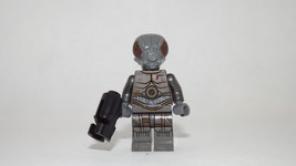 Gift Minifigure 4-LOM Bounty Hunter Star Wars Empire Strikes Back Fast Ship - $6.36