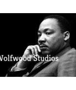 Martin Luther King Jr. Close-up in Deep Thought B&amp;W Vintage 8x10 Photo - $164.01 MXN