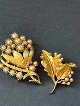 Vintage Lot of Large Goldtone Flower or Double Leaf w Faux Pearl Bead Accents - £10.46 GBP