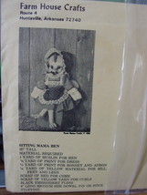 Vintage 1982 Primitive &quot;Sitting Hen&quot; Chicken Doll with dress &amp; bonnet - £3.93 GBP