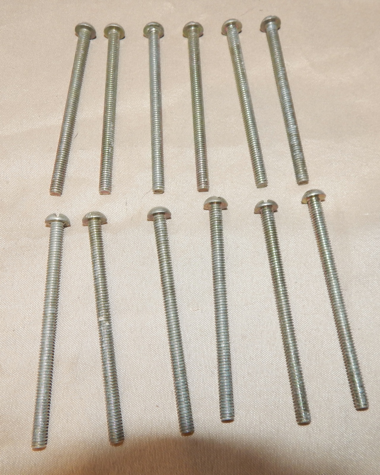 Round Head Machine Screws 12 ea 2 1/2&quot; x 8/32 Steel Zinc Chromate Slotte... - $3.89