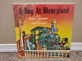 A Day At Disneyland with Walt Disney and Jiminy Cricket (2xLP, 2015) Nuo... - £21.30 GBP