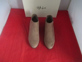 STYLE &amp; CO Wileyy Ankle Booties $69 - US Size 7 - Taupe - #925 - £17.42 GBP