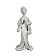 White Porcelain Japanese Music Geisha Figurine 8.5&quot; Tall Elegant Banjo S... - €25,51 EUR