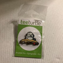 NEW Tee Turtle Owl Reading 1&#39;&#39; Pin - €11,63 EUR