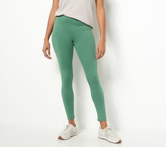 Breezies Tummy Smoothing Seamless 3/4 Cropped Leggings 