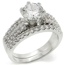 1W009 - Rhodium Brass Ring with AAA Grade CZ in Clear Size 10 - £15.80 GBP