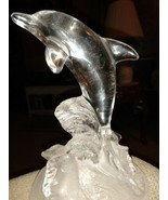 Solid Crystal Glass Jumping Dolphin Figurine on A Frosted Base 6 1/4&quot; Tall - £14.95 GBP