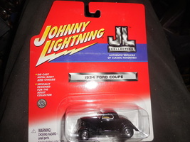2002 Johnny Lightning JL Collection "1934 Ford Coupe" Mint Car On Sealed Card - $3.00