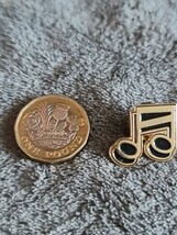 Musical notes  Pin Badge - $79.38 MXN