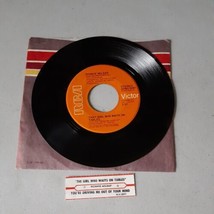 Ronnie Milsap - That Girl Who Waits On Tables (45rpm, 1973) VG+, Tested - £3.15 GBP