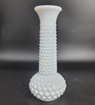 Vintage E.O. Brody Cleveland OH. Bud vase 7 1/2&quot; M2000 Hobnail Milk Whit... - £7.96 GBP