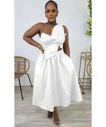 Big Petal Front Strapless Midi Long Dress - €88,13 EUR