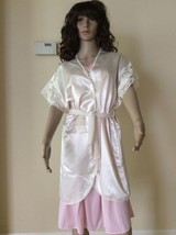 VINTAGE NYLON BEIGE SHORT ROBE PEIGNOIR WITH LACE TRIM SIZE SMALL MADE I... - $6.80