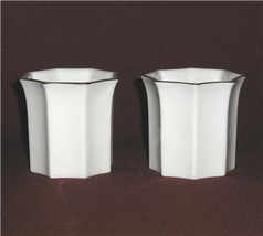 Mikasa Holiday VA081 2 Porcelain Votive Candle Holders - £6.28 GBP