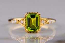 2Ct Emerald Cut Green Peridot Halo Engagement Ring 14K Yellow Gold Finish - £119.71 GBP