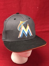 Florida Marlins 59Fifty New Era Baseball Fitted Gray Hat Size 7 - Rainbow M Logo - $18.50