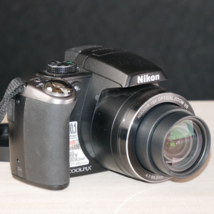 Nikon Coolpix P80 10MP 18X Optical Zoom Bridge Digital Camera Black GOOD/TESTED - £31.51 GBP