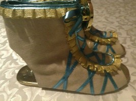  Halloween Disney Princess Pocahontas sandals Size 2 3 costume gold faux shoes  - £12.01 GBP