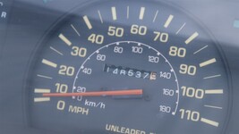 84-88 Toyota Pickup 4runner Speedometer Gauge Instrument Cluster  image 5