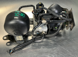 03-2006 mercedes r230 sl500 sl600 sl55 rear hydraulic suspension valve b... - $419.87