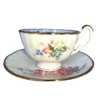 Countess Fine Bone China Floral Cup and Saucer England Gold Trim Cottage Core - £27.95 GBP