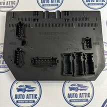 Mercedes Signal Acquisition Module SAM REAR A1645401101 Delphi 28064105 image 7