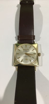 Vintage Bulova 23 Jewels 14k Yellow Gold Square Face Mechanical Watch - £1,562.36 GBP