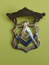 Collectible H. Hutson Free Mason Masonic Masonry Arm Lapel Pin Jewelry - £19.94 GBP